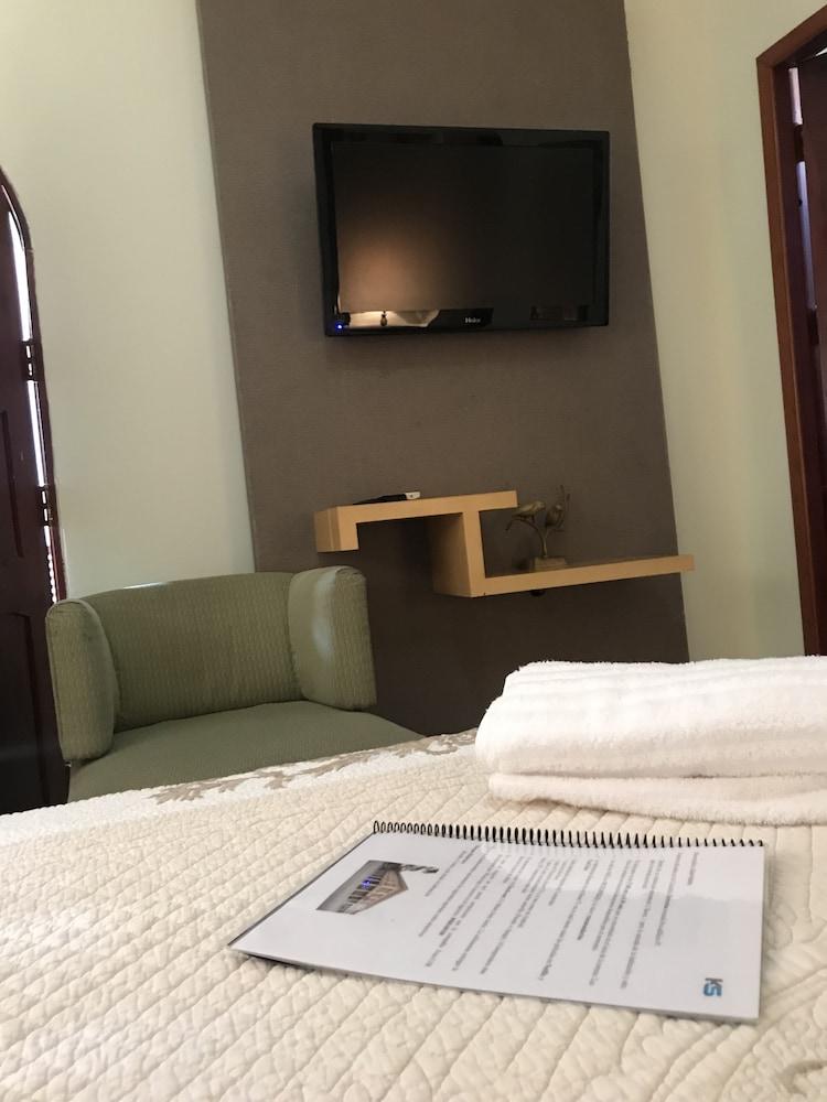 Kuri Suites