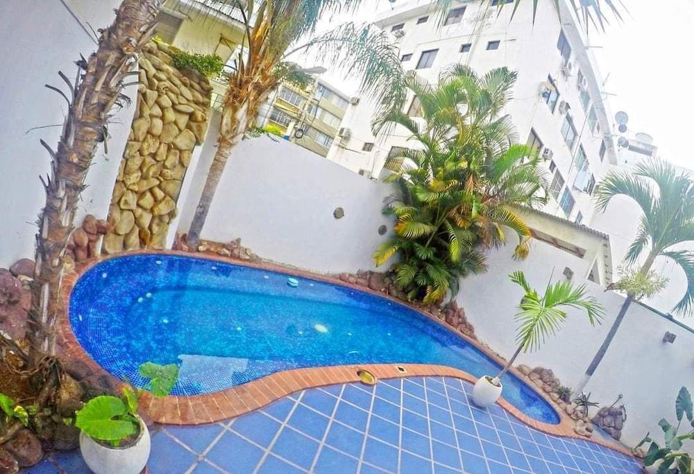 Hotel Cocos