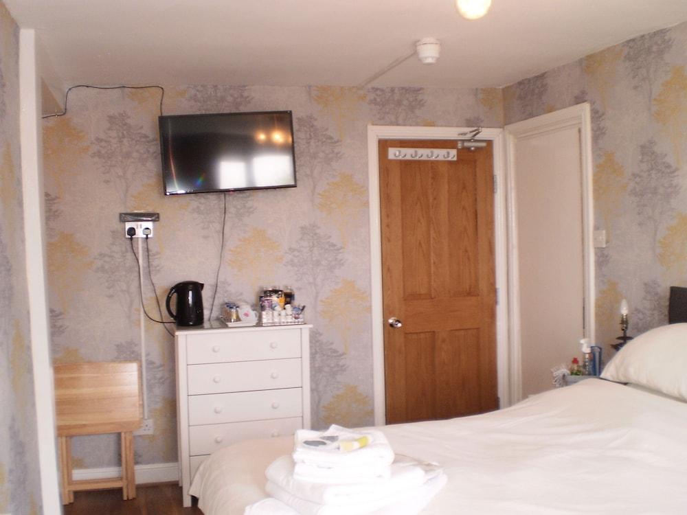 The Sportsmans Lodge