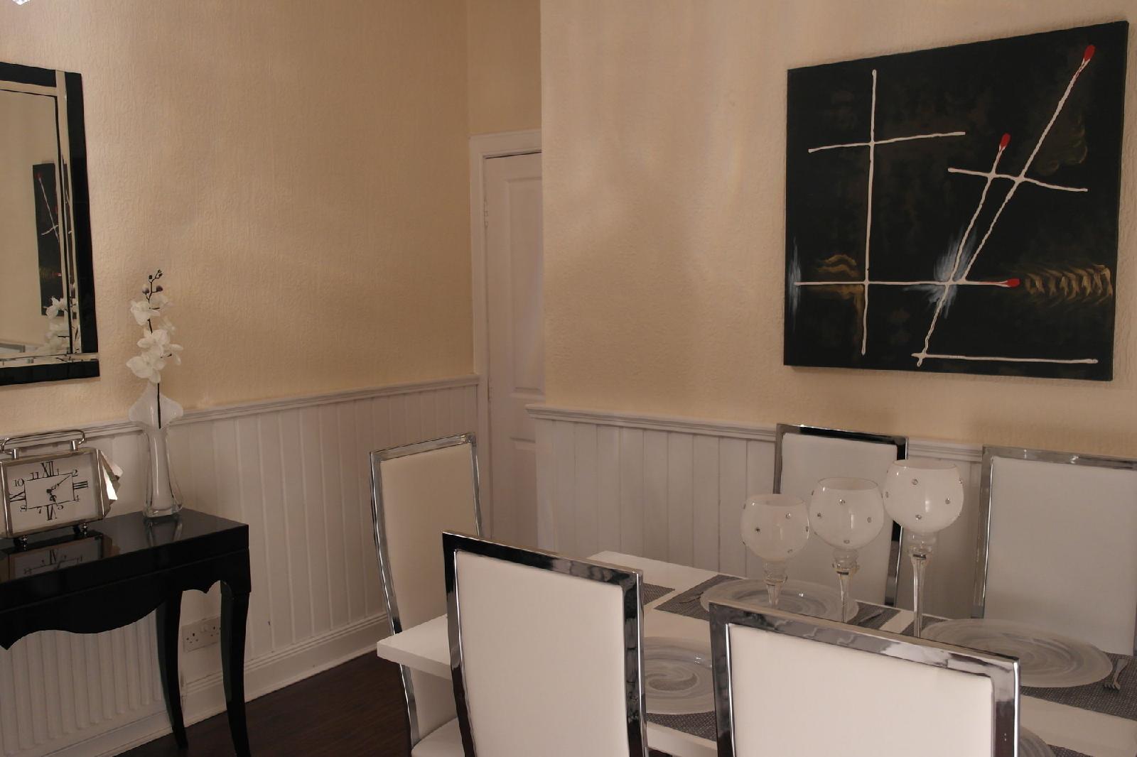 Robert The Bruce Apartment