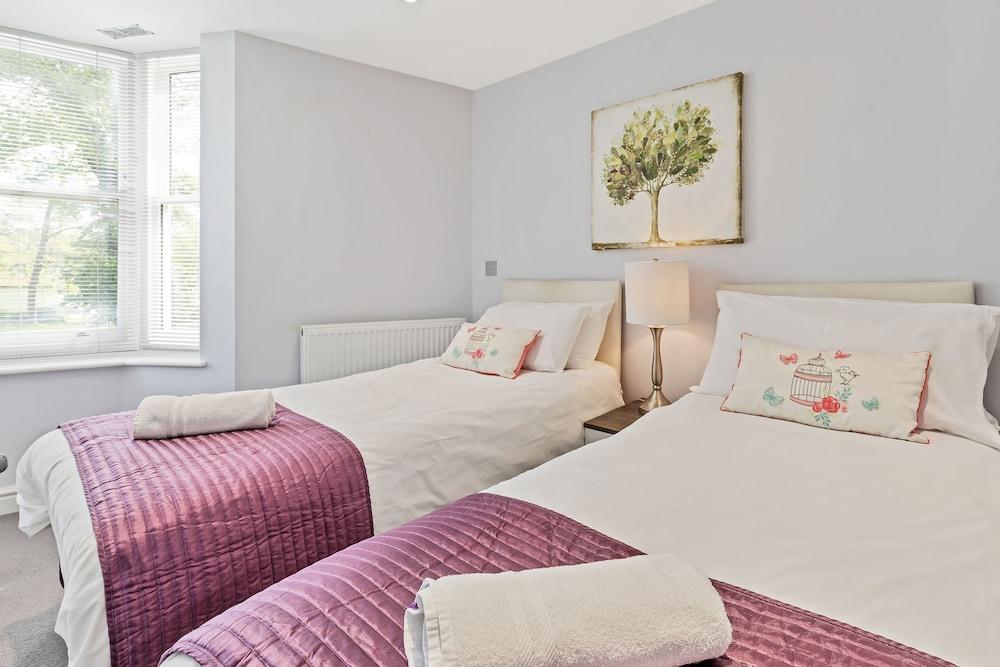 Brighton Getaways - Park View House