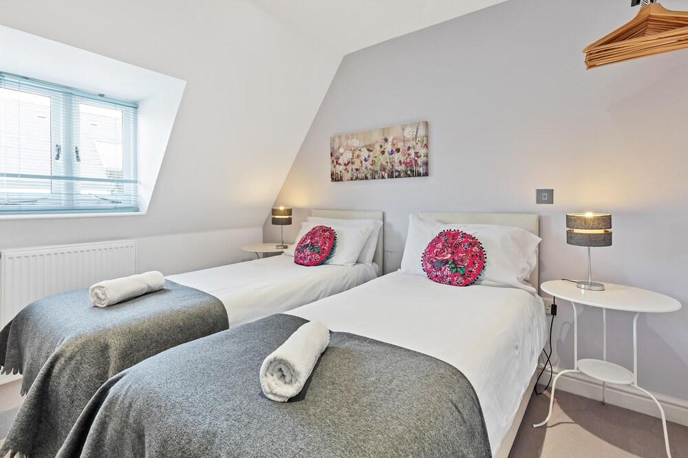 Brighton Getaways - Park View House