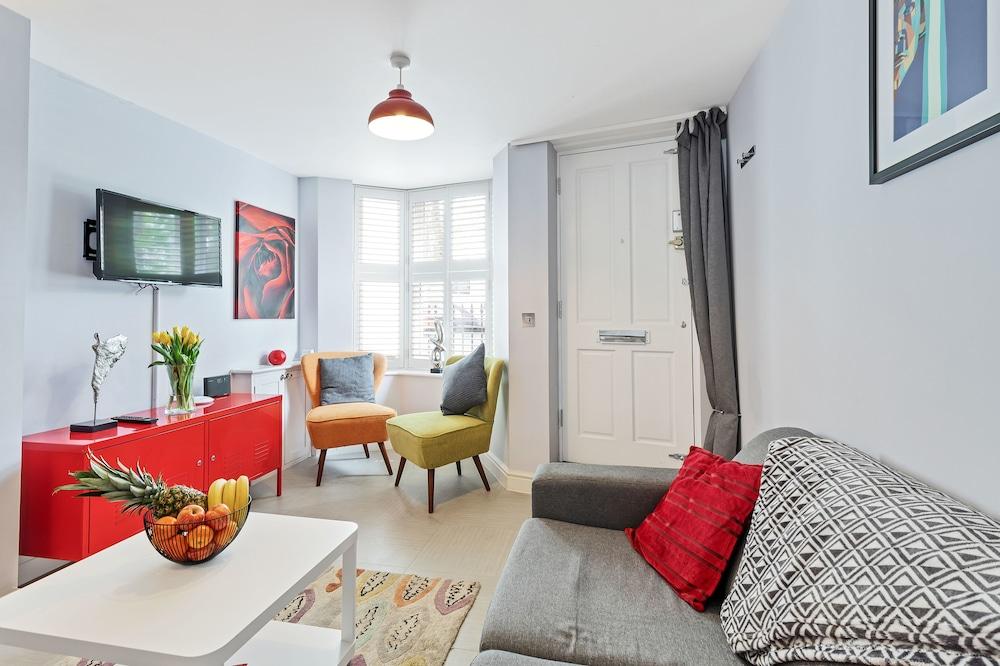 Brighton Getaways - Park View House
