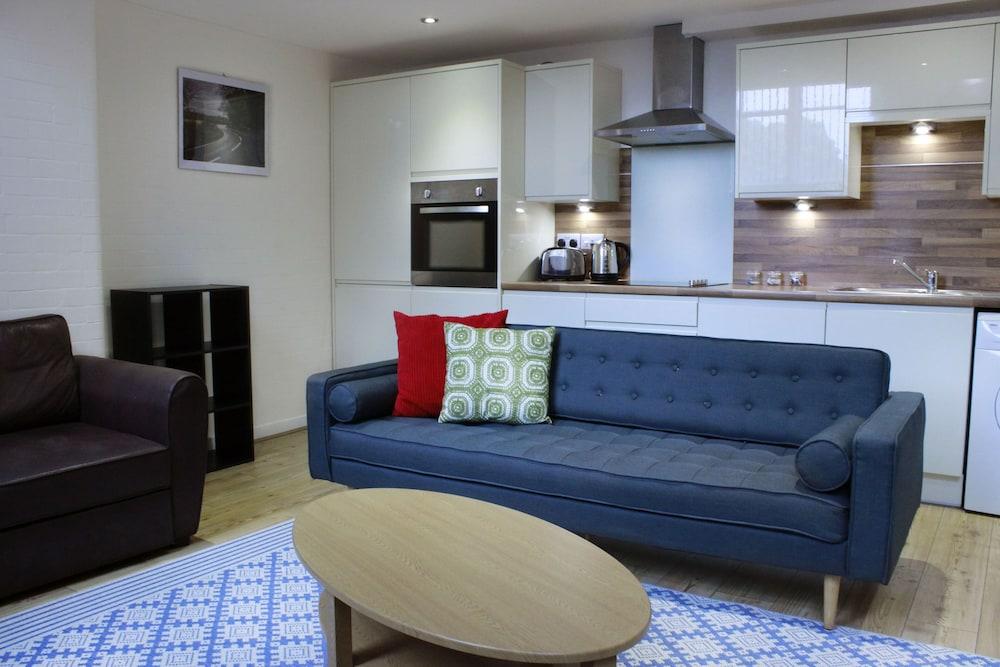 Charter House School Serviced Apartments