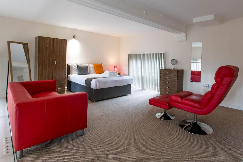Charter House School Serviced Apartments