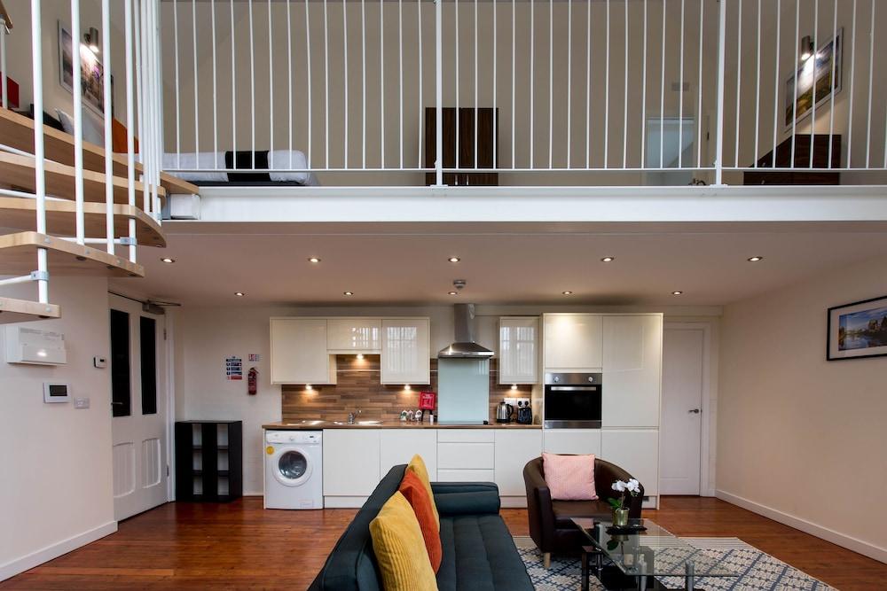 Charter House School Serviced Apartments