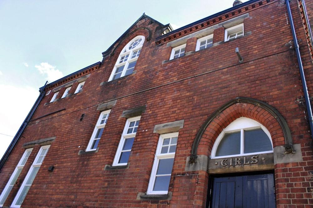 Charter House School Serviced Apartments