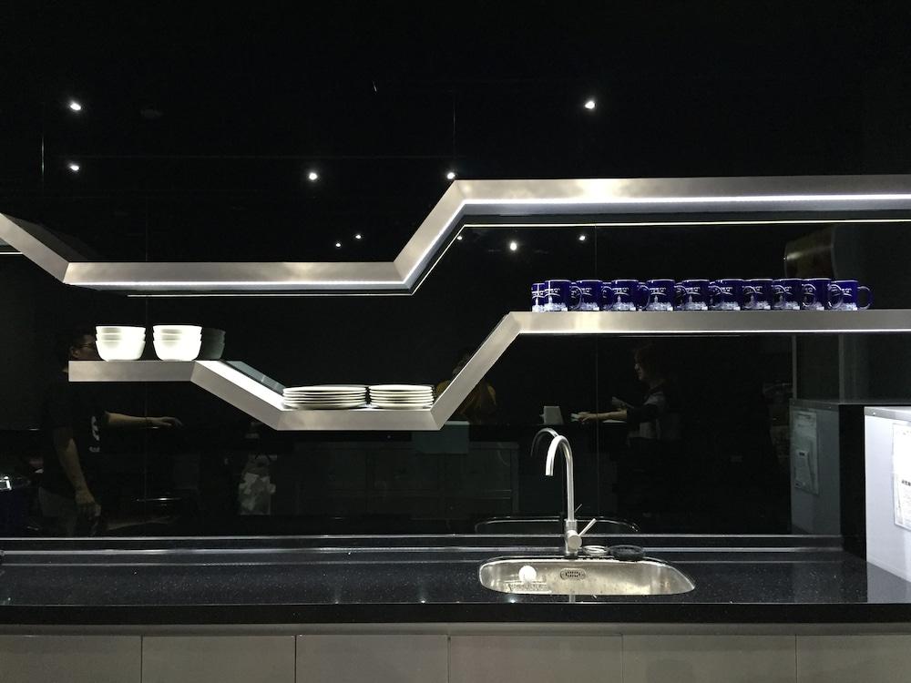 Space Inn Xinyi