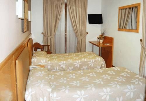 Hostal Arotza