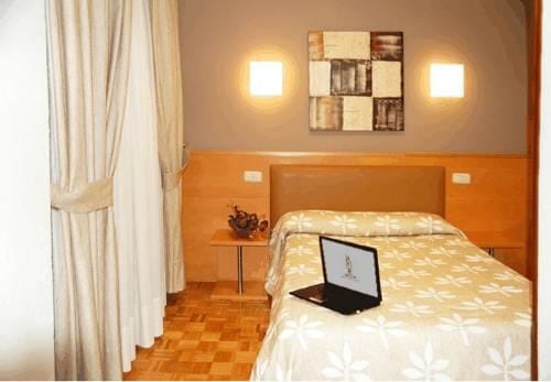 Hostal Arotza