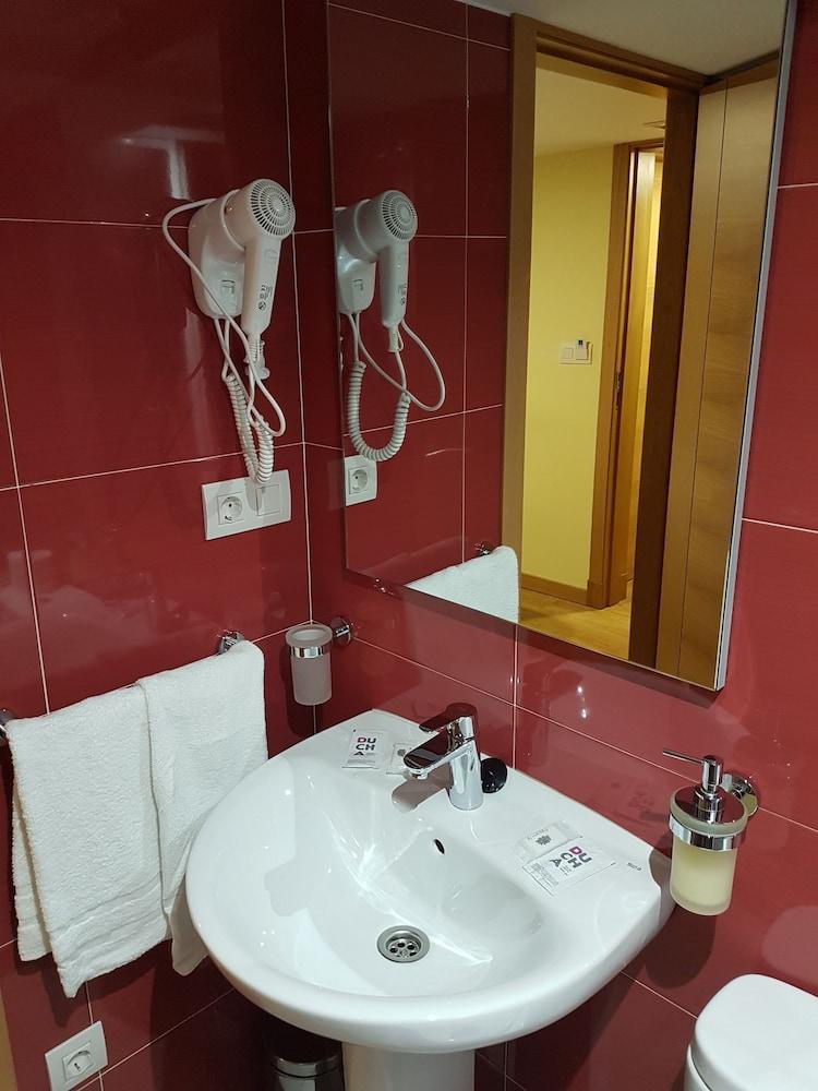 Oxford Suites Santiago De Compostela