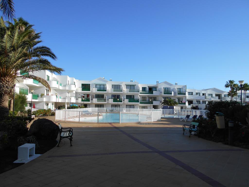 RealRent Costa Teguise Beach