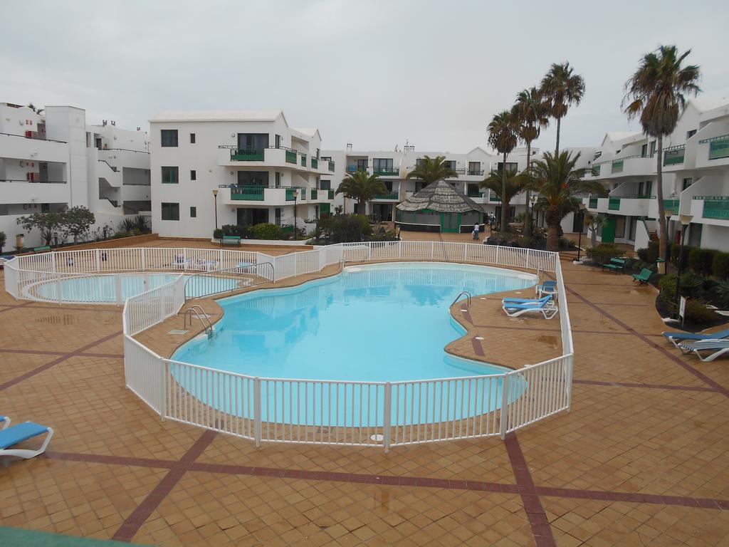 RealRent Costa Teguise Beach