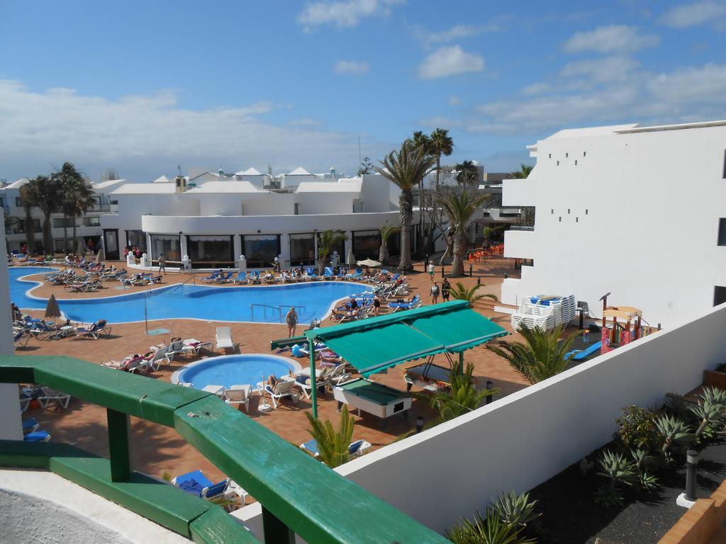 RealRent Costa Teguise Beach