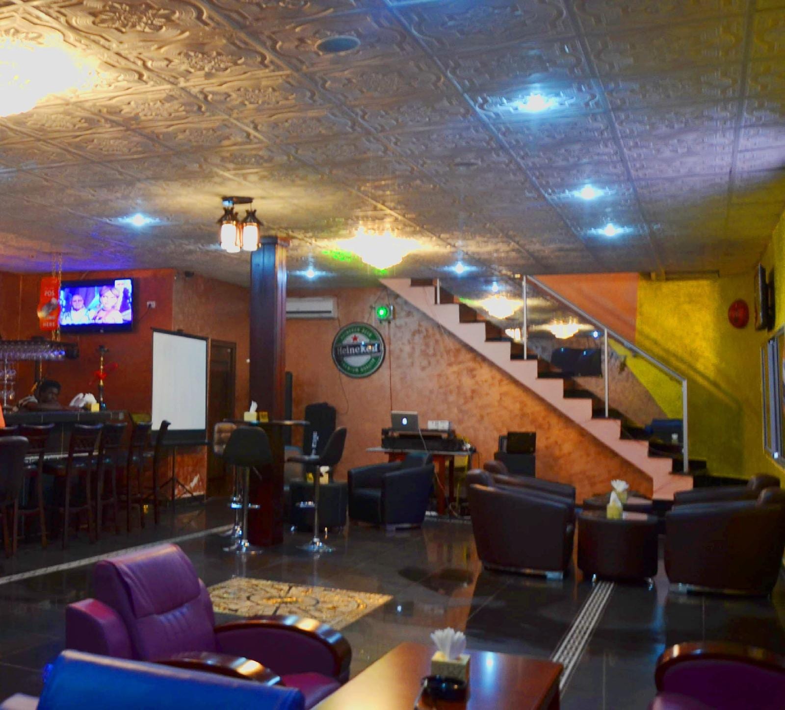 Executive Inn