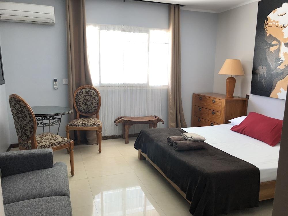 Residence Marina Beach Hotel