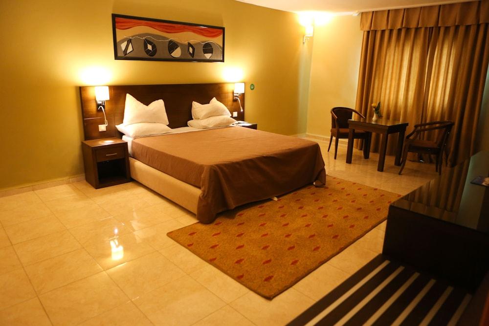 Mauri Center Hotel