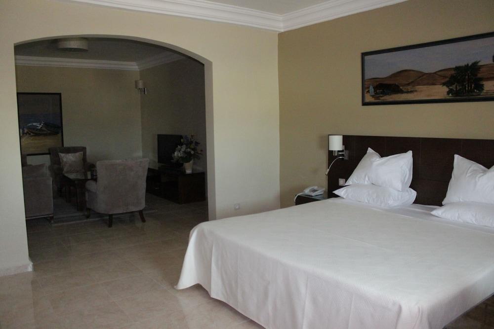 Mauri Center Hotel