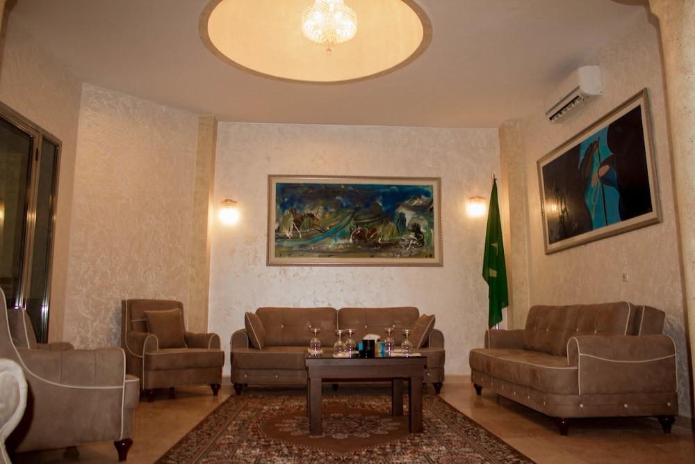 Mauri Center Hotel