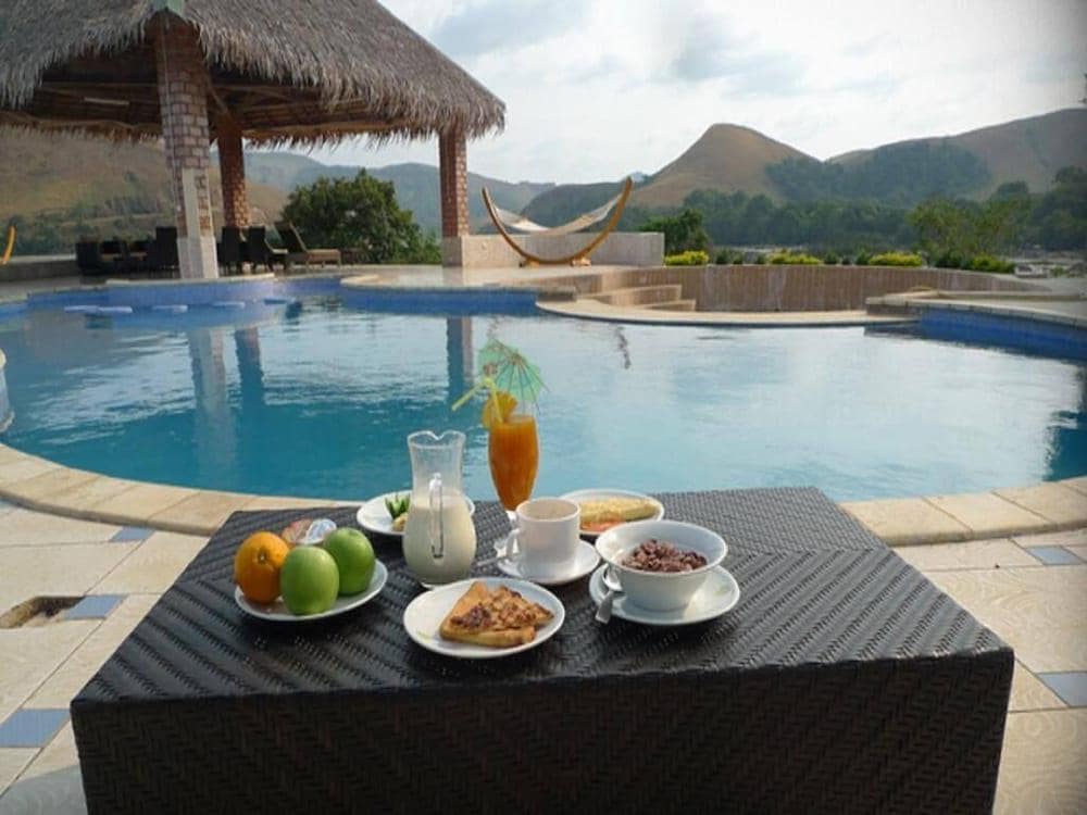 Lopé Hotel