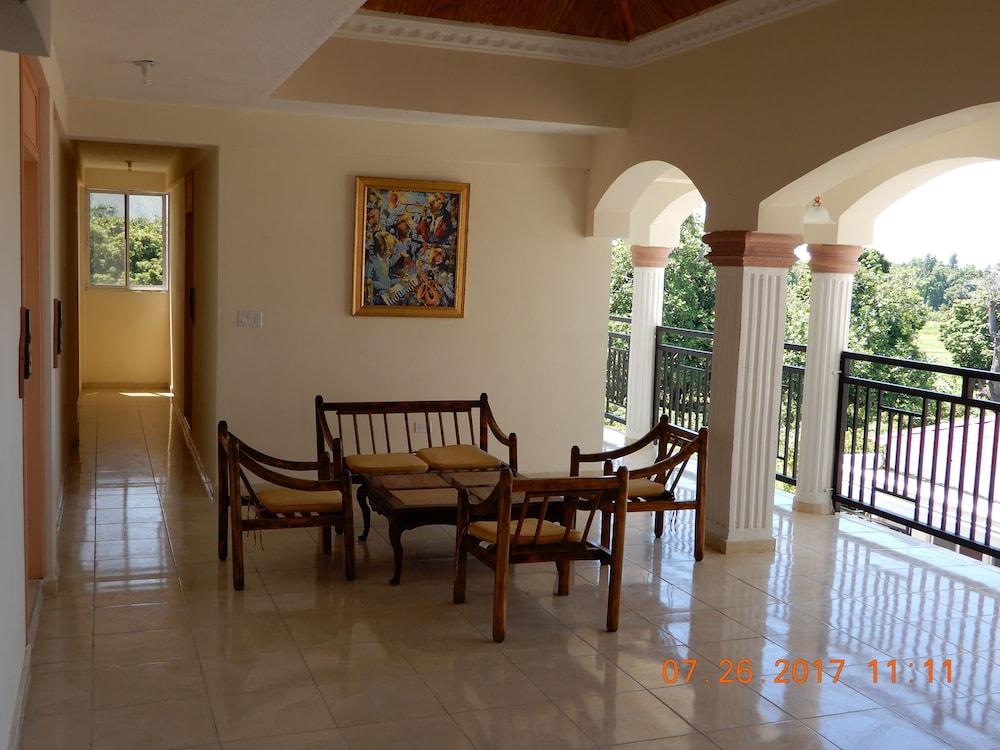 Villa Lamarre VII