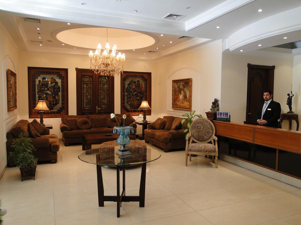 Shanashel Palace Hotel