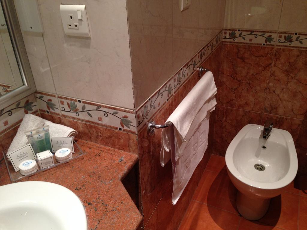 Shanashel Palace Hotel