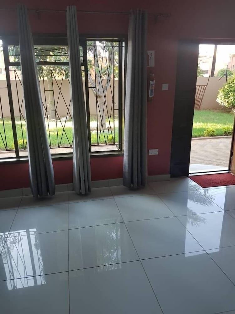 Ezzela House Bed & Breakfast