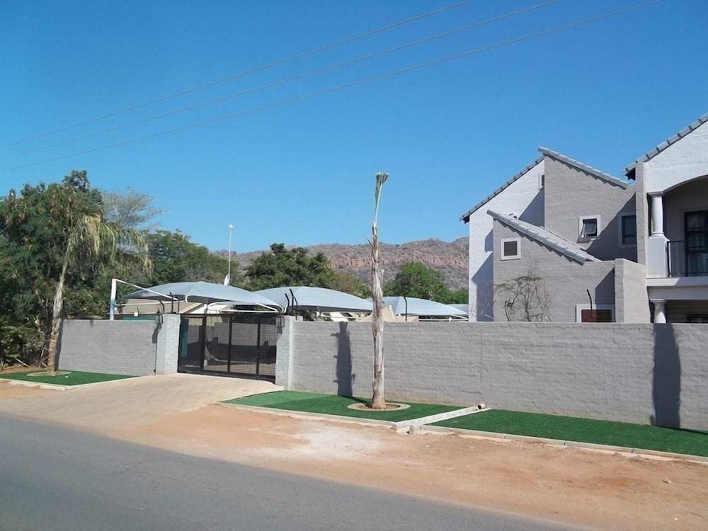 Regent Lodge