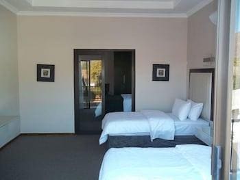 Regent Lodge