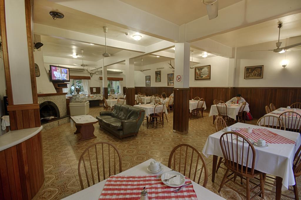 Hotel y Restaurant Austria