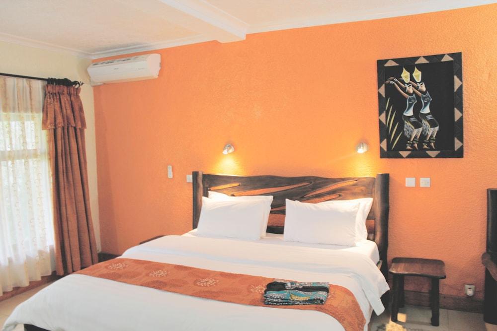 Select Boutique Hotel