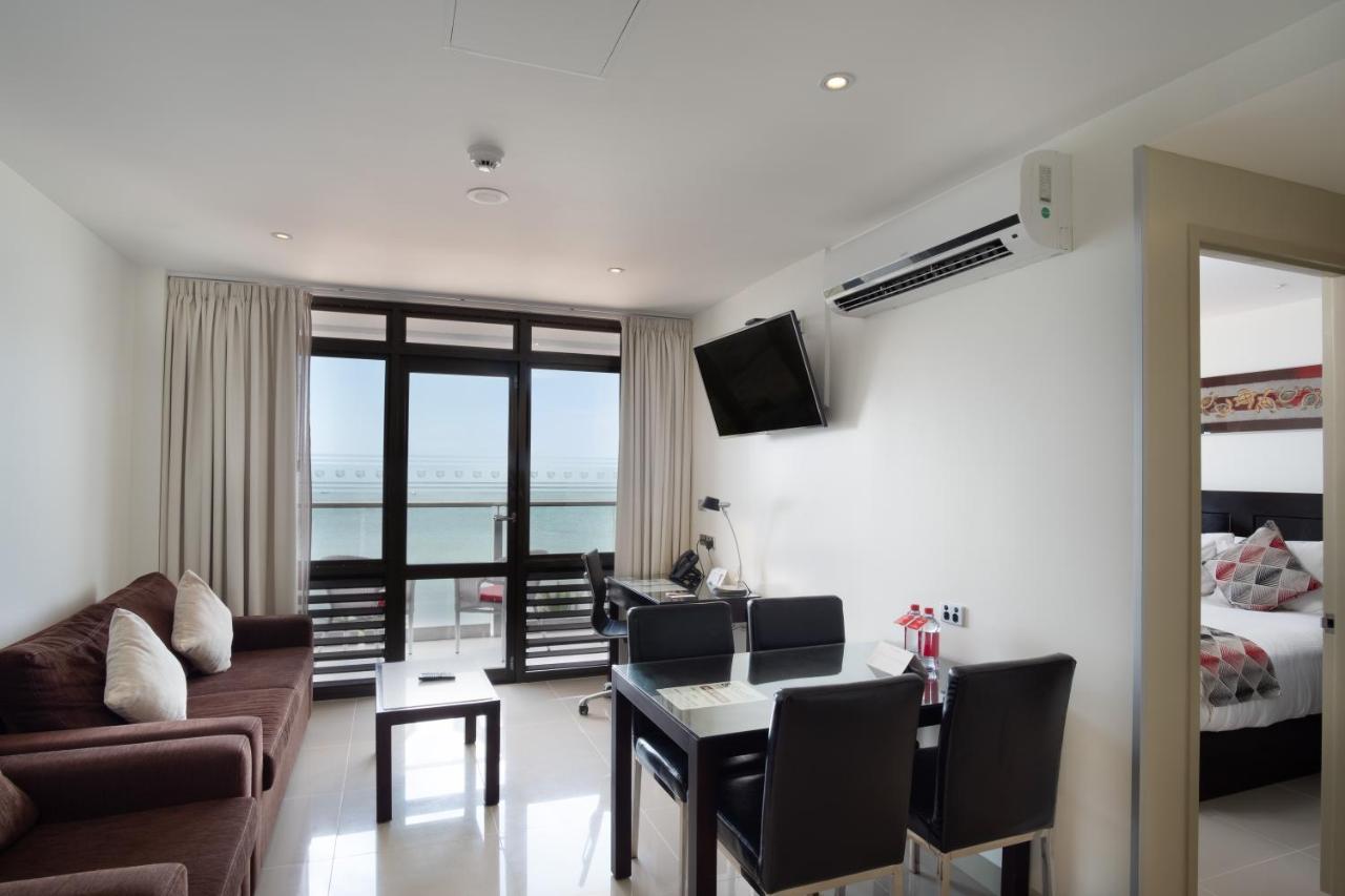 Ramada Suites Wailoaloa Beach Fiji