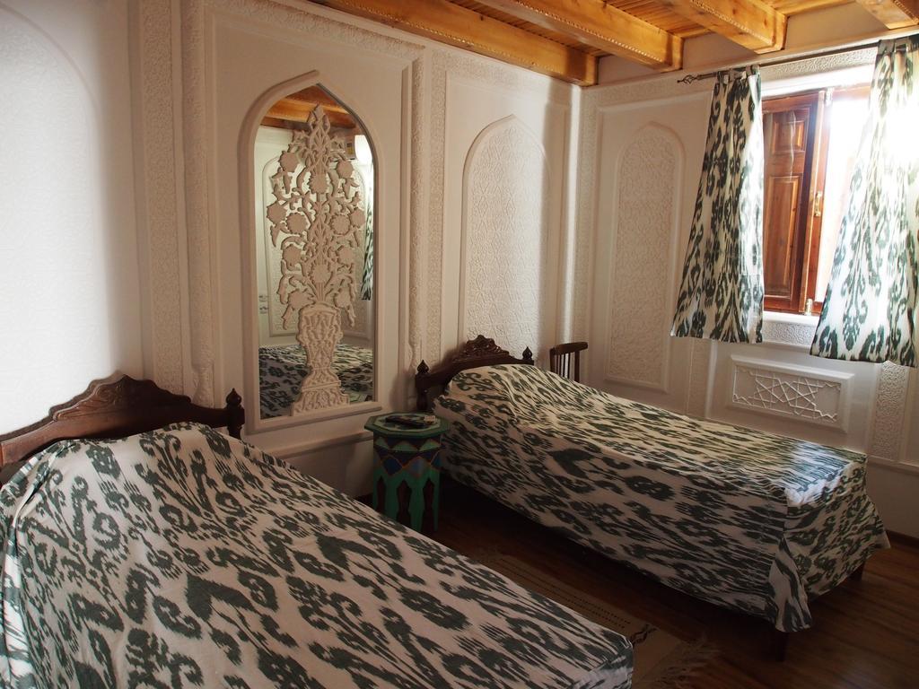 Bibi Khanym Hotel