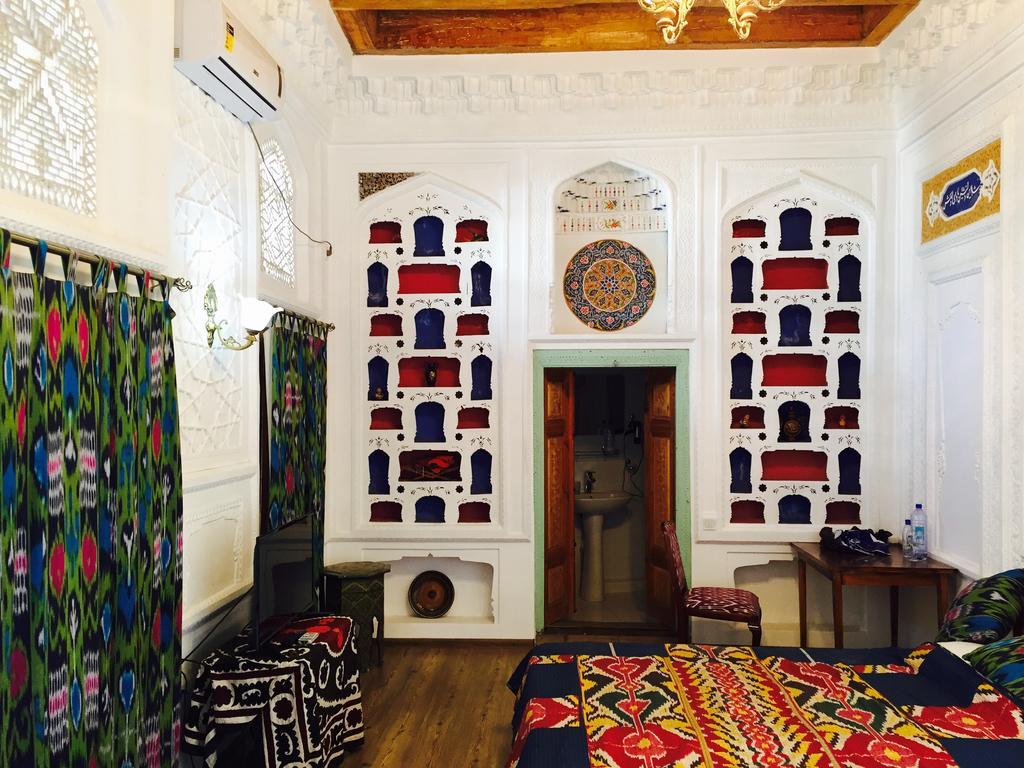 Bibi Khanym Hotel