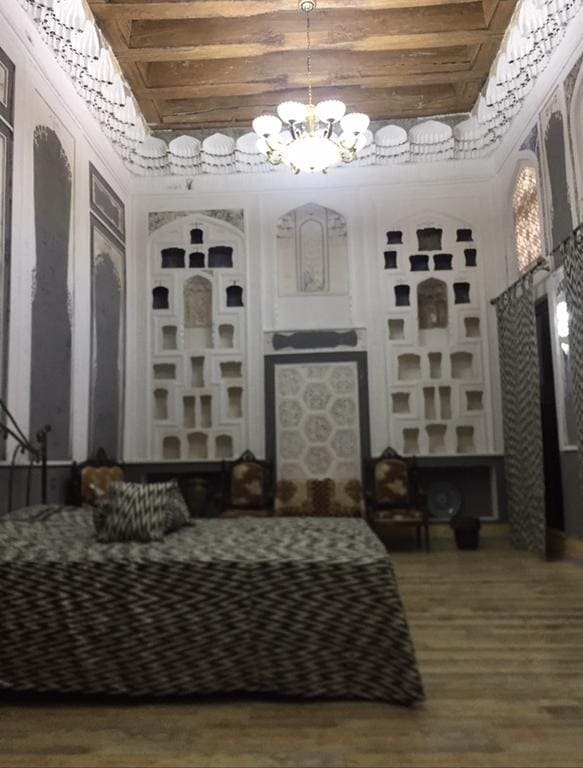 Bibi Khanym Hotel