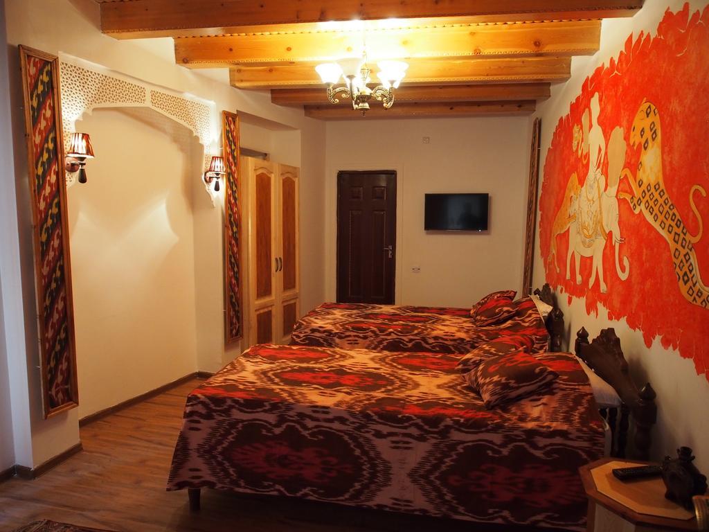 Bibi Khanym Hotel