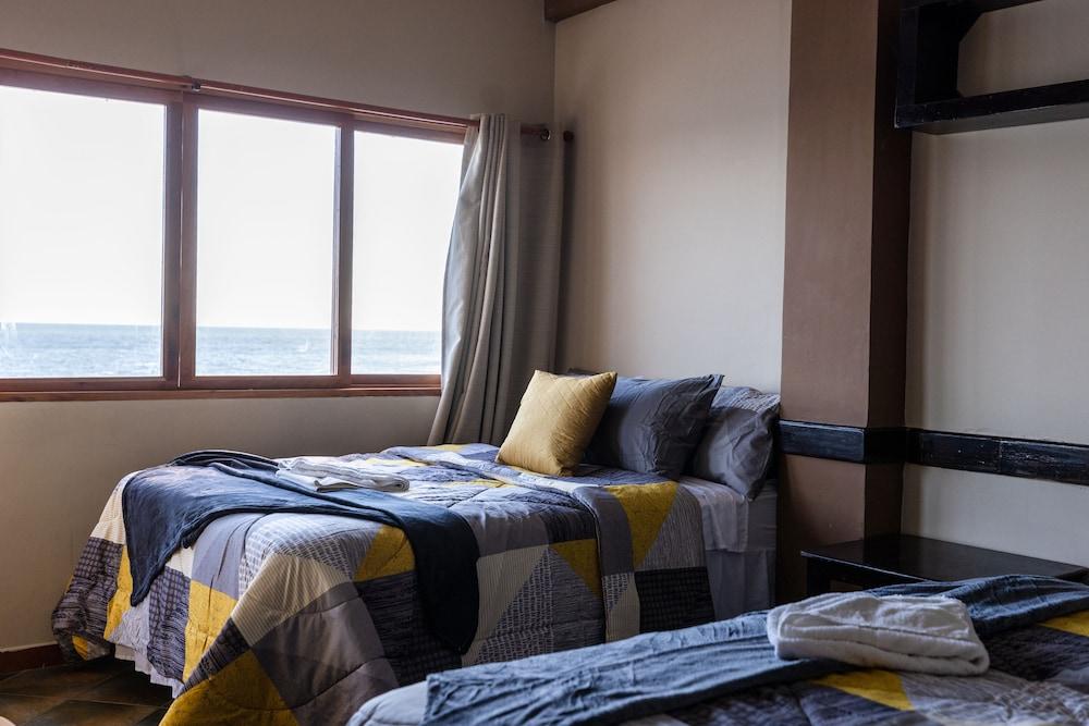 AST Surf Hotel