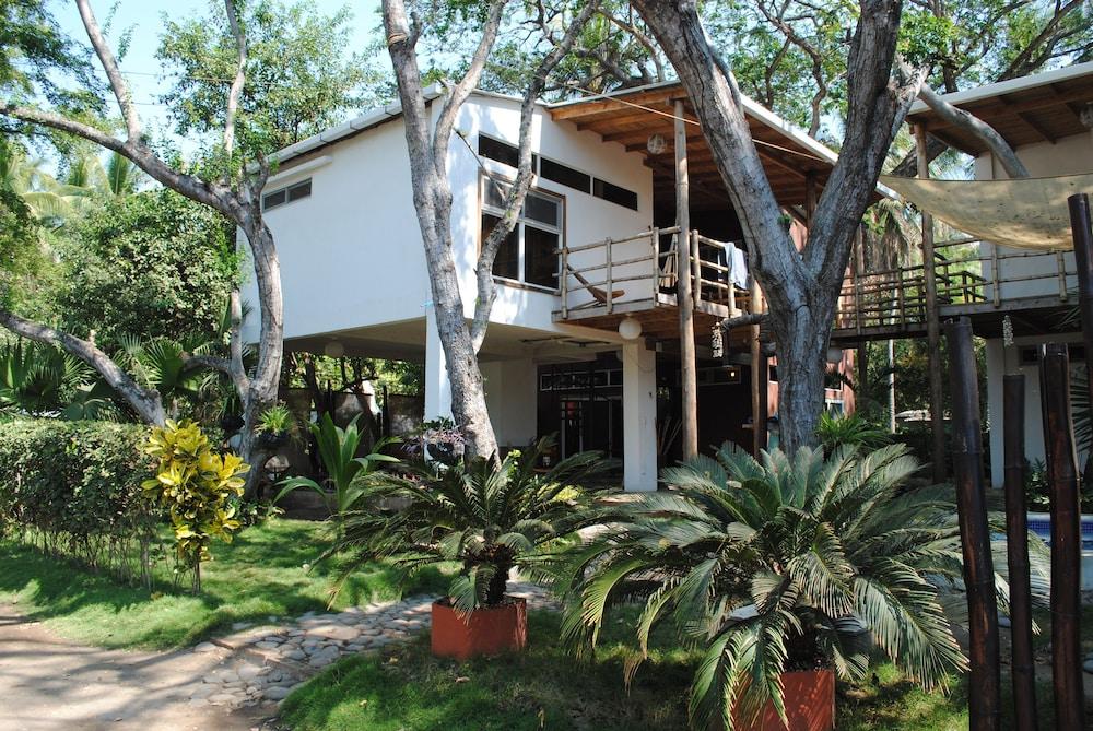 Eco del Mar Hotel