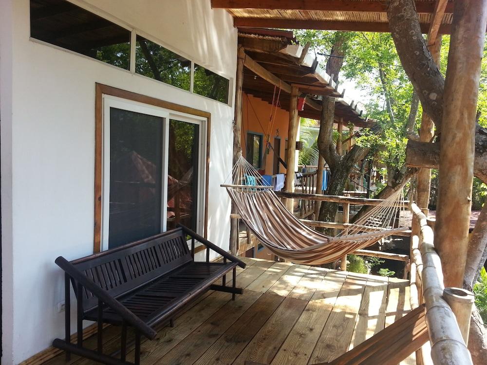 Eco del Mar Hotel