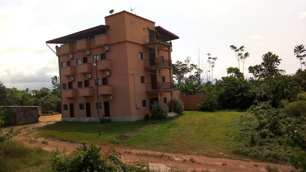 Hotel Lobe