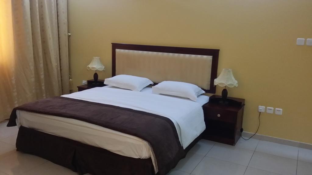 Aryana Hotel