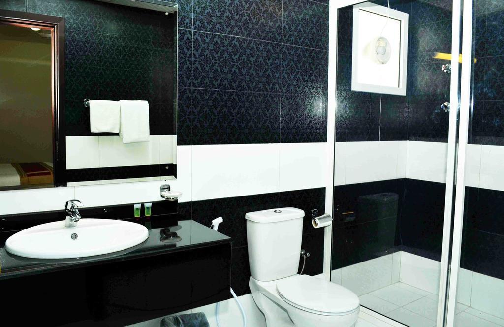 Aryana Hotel