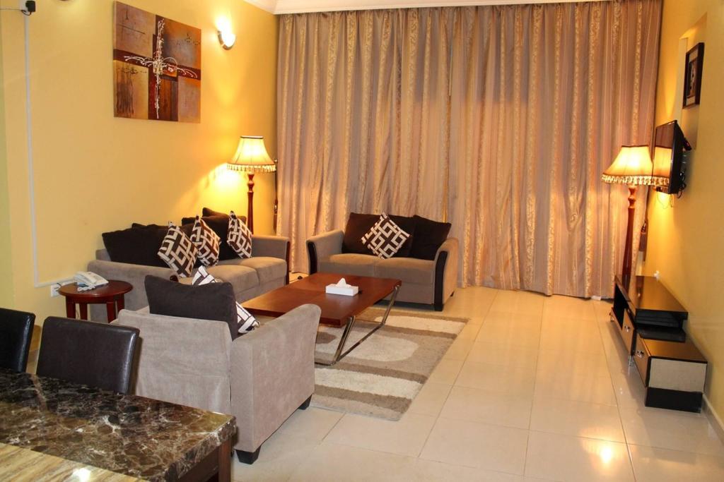 Aryana Hotel