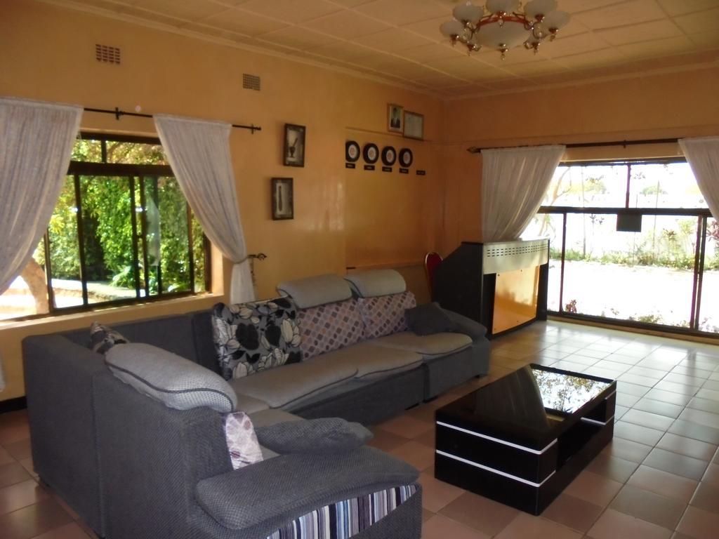 Fatmols Lodge