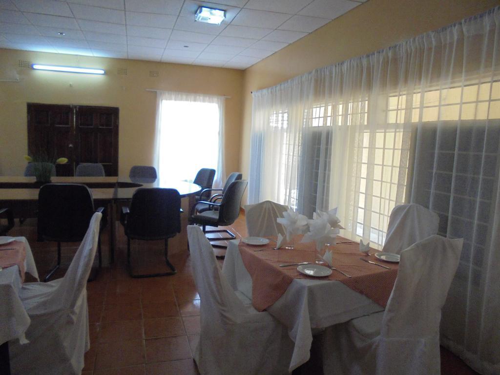 Fatmols Lodge