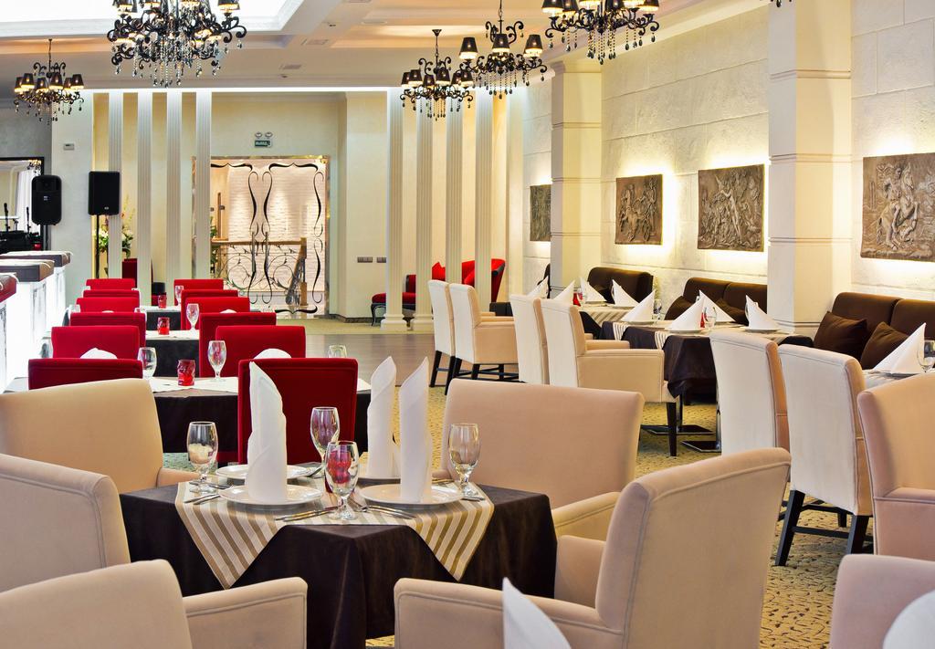 Hotel Russia