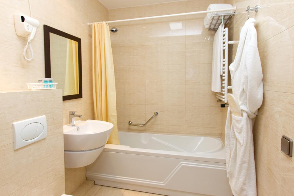Hotel Russia
