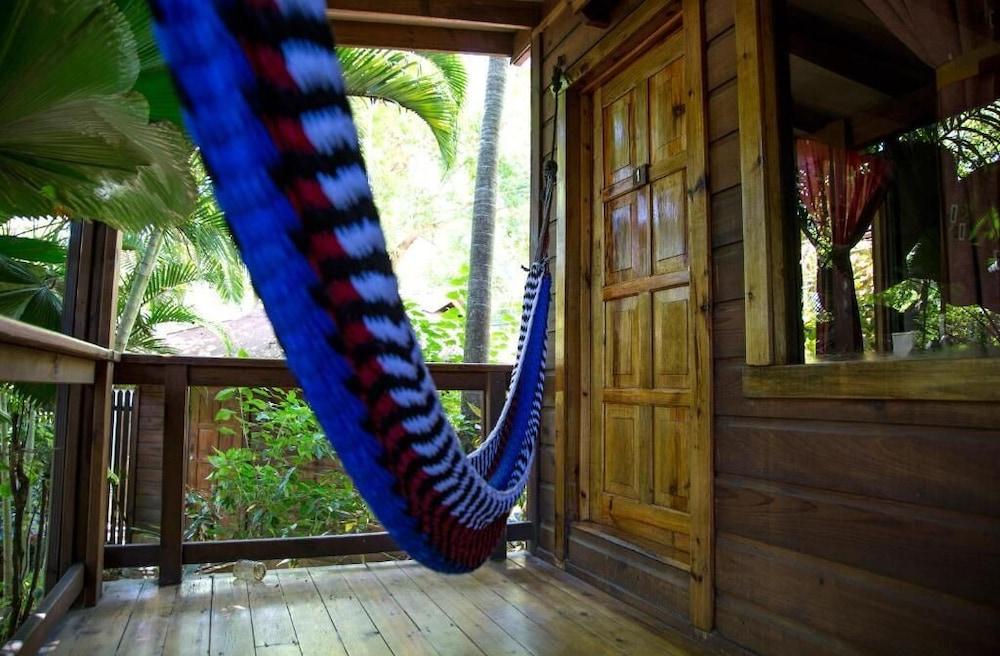 Mango Inn