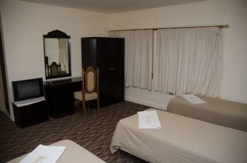 Black Iris Hotel